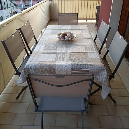 Casa A Un Passo Dal Mare Apartamento Ventimiglia Exterior foto